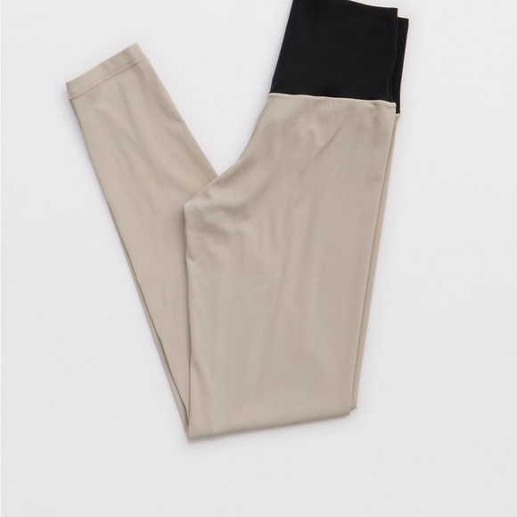 Aerie Crossover Leggings - Picture 2 of 5